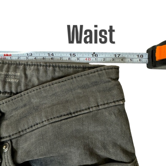 Levi’s jeans - Picture 10 of 13